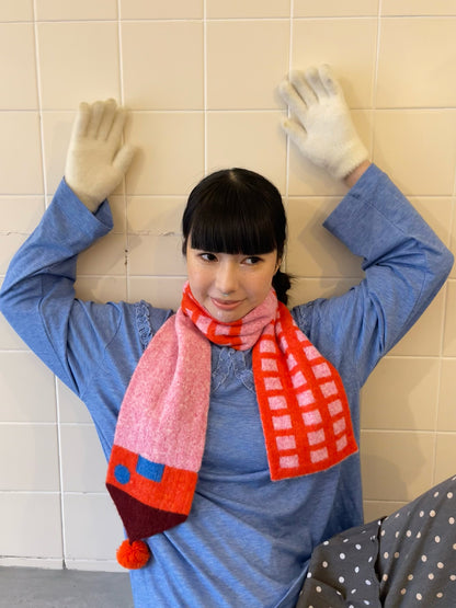 Granny's Farmhouse Wool Scarf